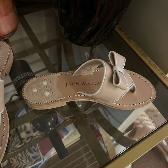 Elegant Tan Women's Sandals-Jack Rogers size 6 - Picture 2 of 3